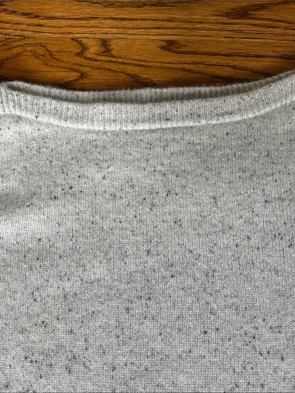 Ann Taylor 100% Cashmere Crew Sweater Gray Size  XS - Picture 6 of 9